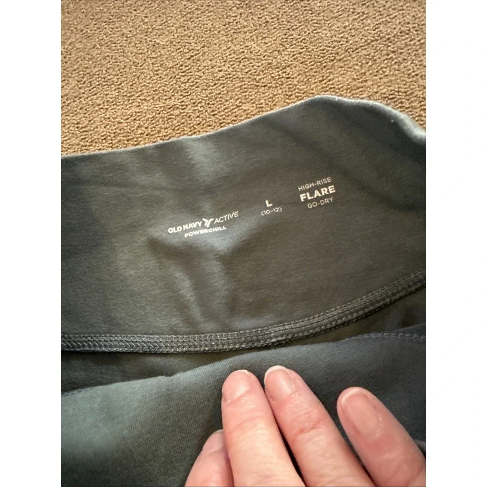 Old Navy Active Powerchill High Rise Flare Go-Dry Pants Size L 10-12 (AH)